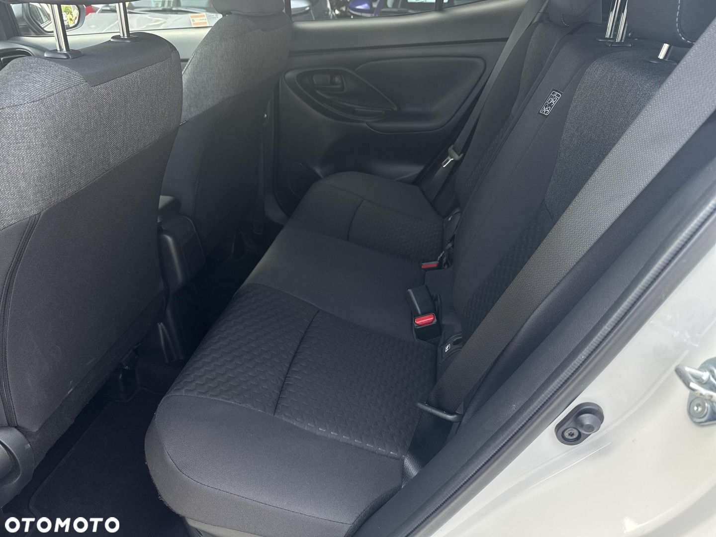 Toyota Yaris Cross Hybrid 1.5 Style AWD - 32