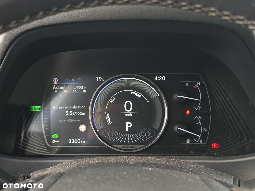 Lexus UX - 23
