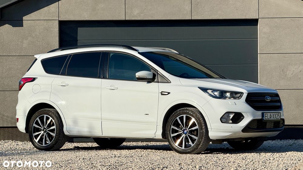 Ford Kuga 2.0 TDCi 4x4 ST-Line - 11