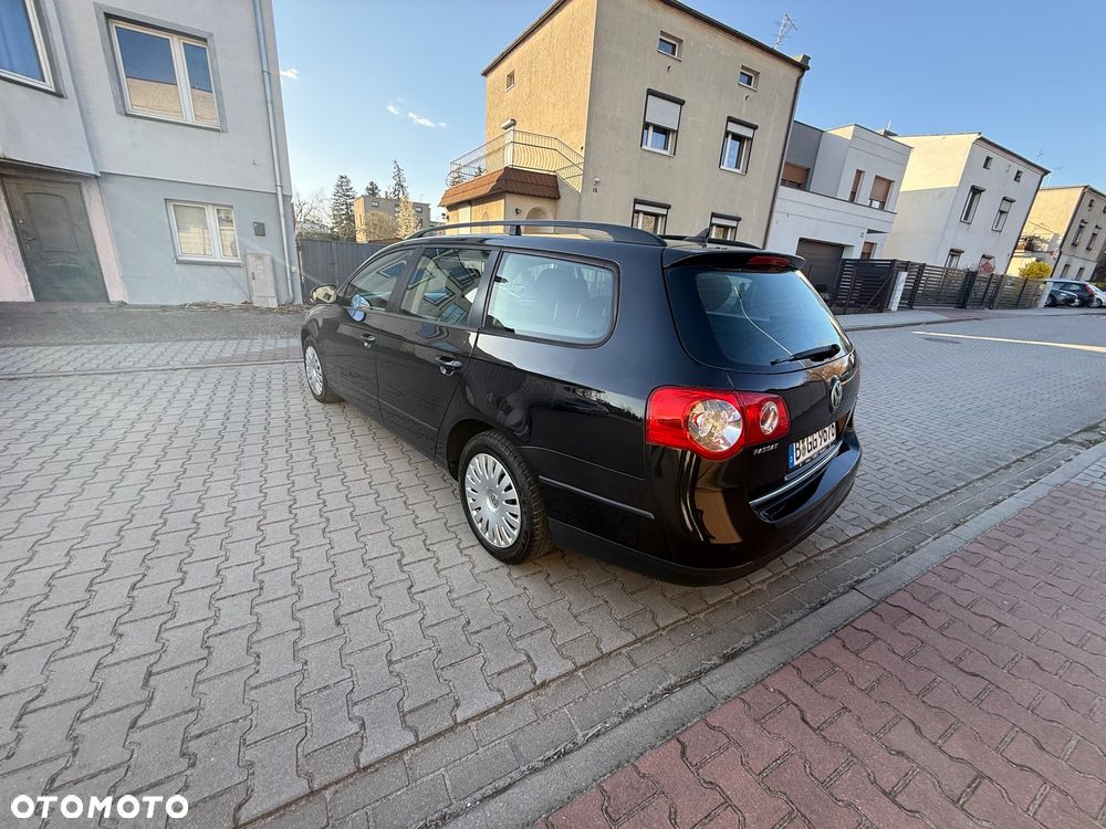 Volkswagen Passat 1.9 TDI DPF Trendline - 19