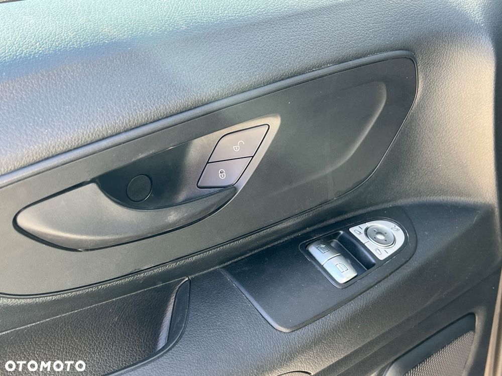 Mercedes-Benz Vito - 33