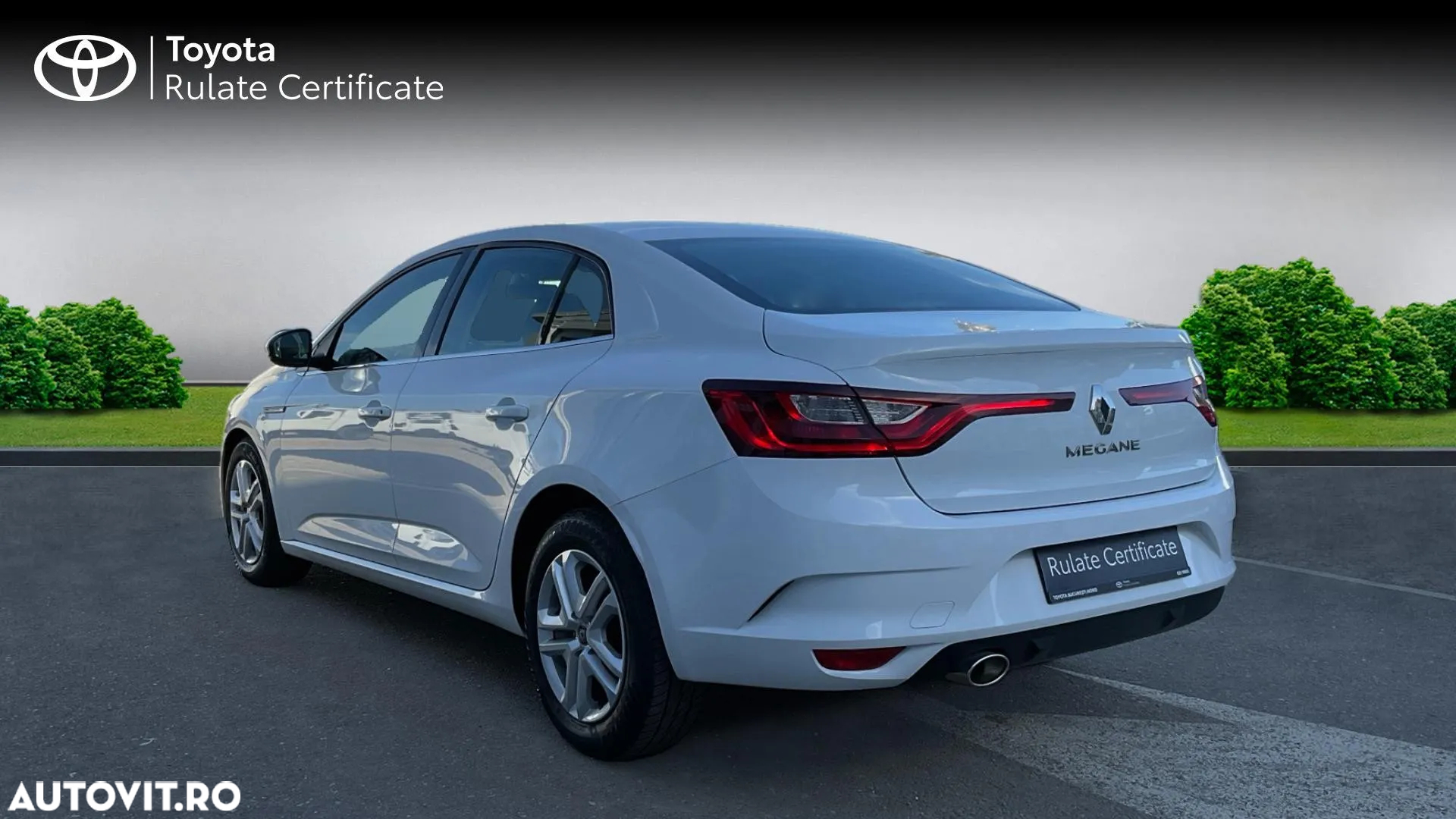 Renault Megane TCe EDC Zen - 4