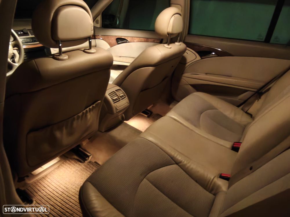 Mercedes-Benz E 220 CDi Avantgarde - 20