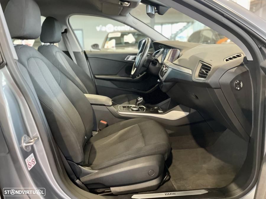 BMW 216 Gran Coupé - 27