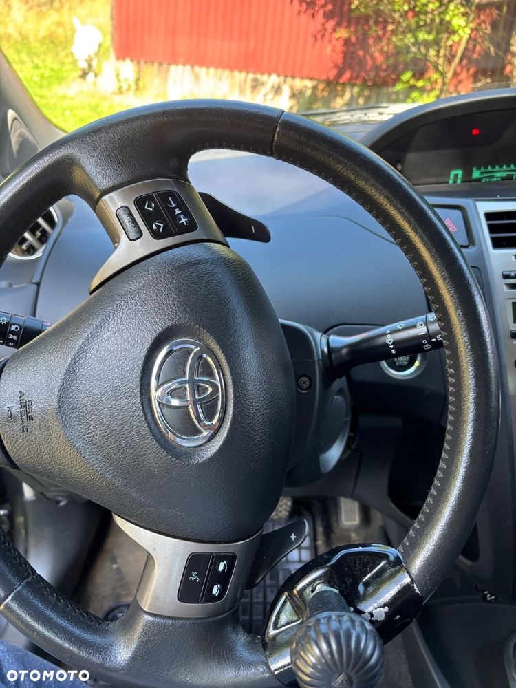 Toyota Yaris - 3