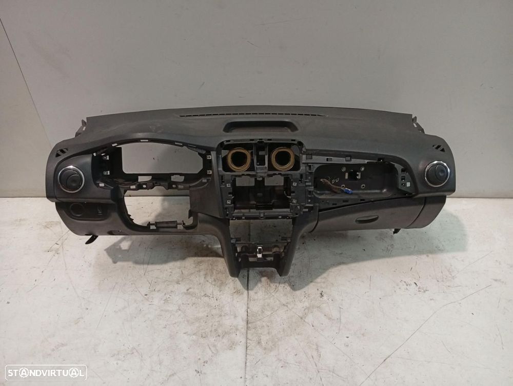 TABLIER DACIA SANDERO II - 1