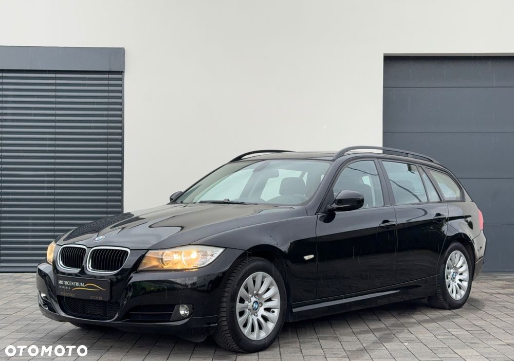 BMW Seria 3 318d Touring - 2