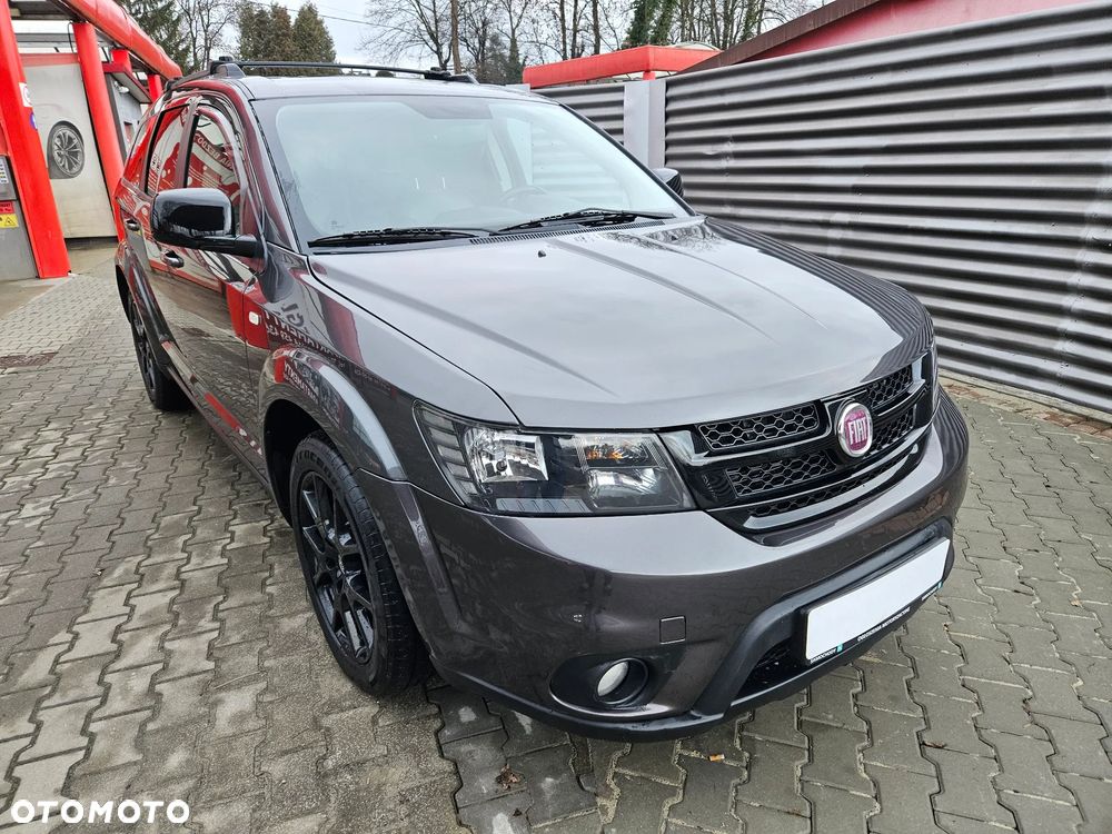 Fiat Freemont 2.0 Multijet 16V DPF Automatik Allrad Black Code - 1