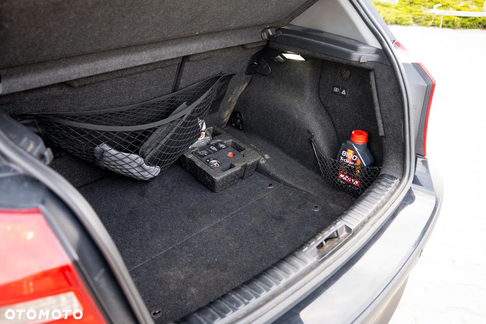 BMW Seria 1 118d DPF - 18