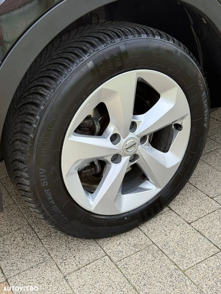 Nissan Qashqai 1.5 DCI Start/Stop N-Connecta - 18