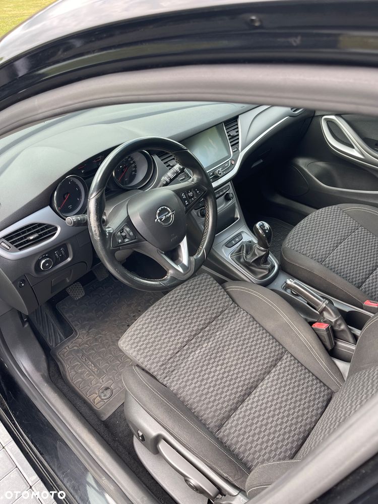 Opel Astra - 9
