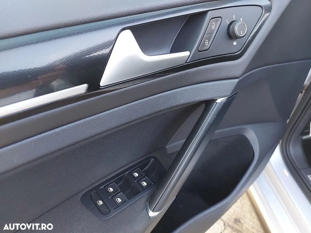 Volkswagen Golf 2.0 TDI DSG GTD - 15