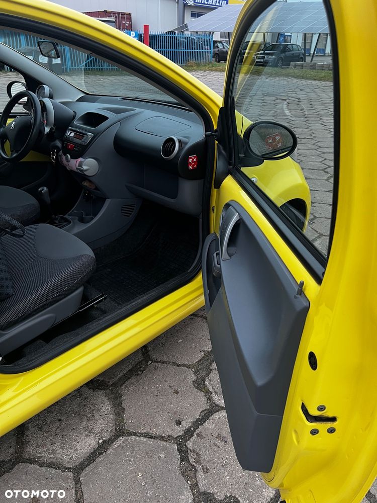 Peugeot 107 1.0 Happy - 4