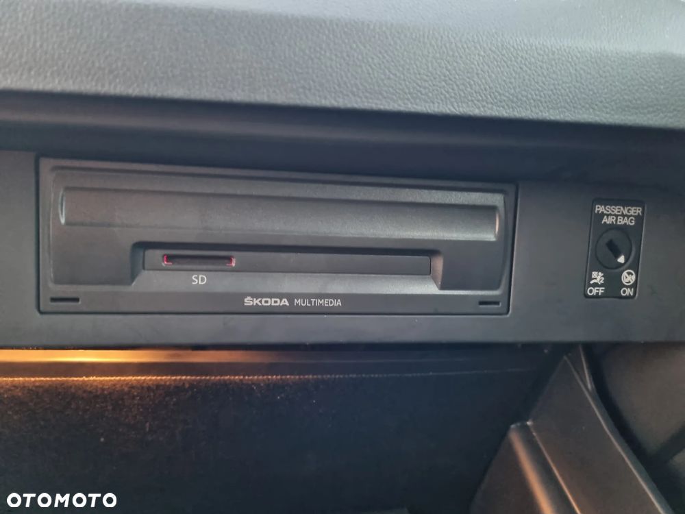 Skoda Octavia 1.5 TSI ACT Ambition - 25