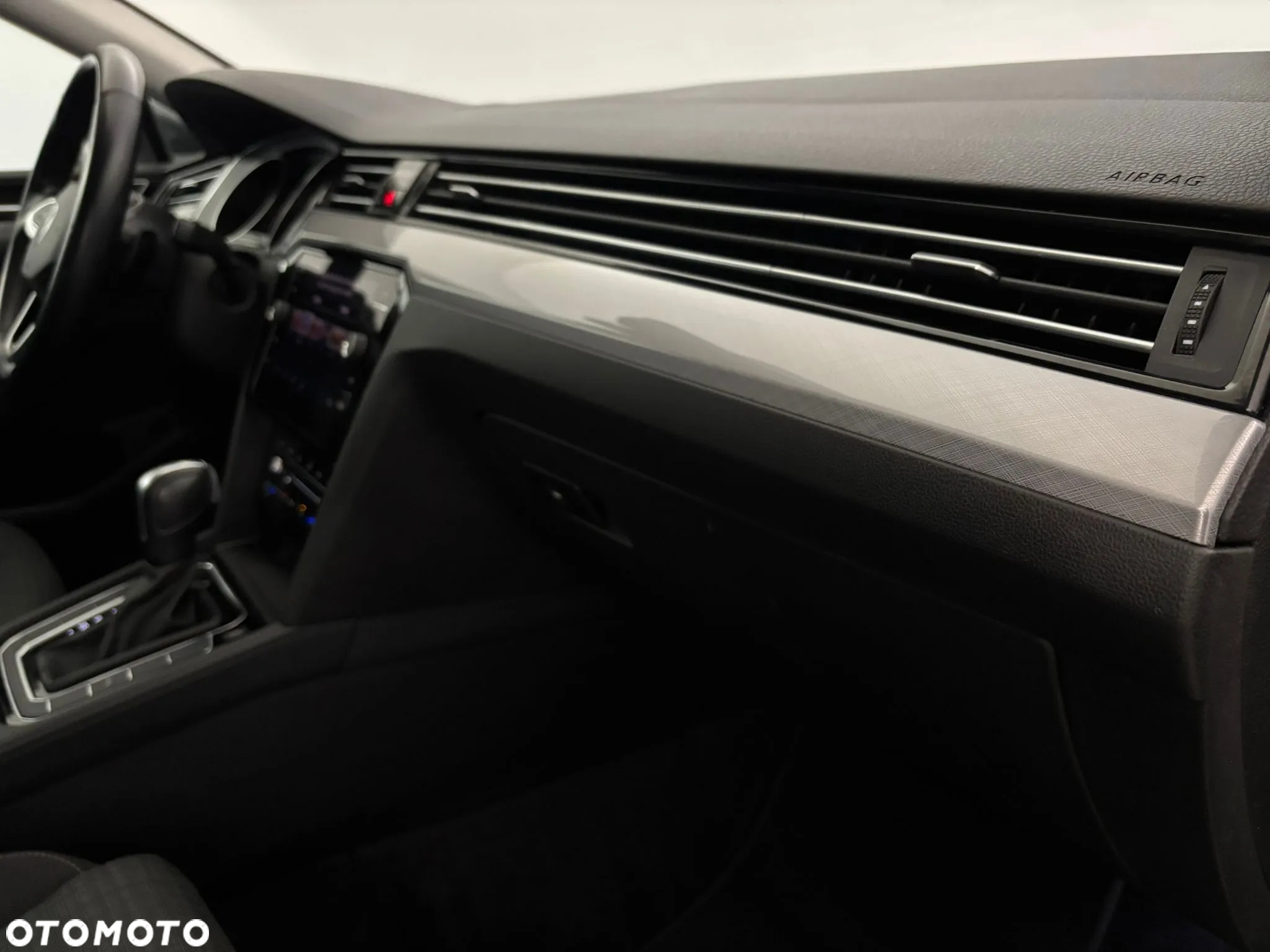 Volkswagen Passat 2.0 TDI EVO Business DSG - 21