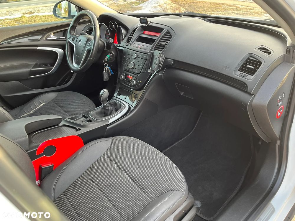 Opel Insignia 2.0 CDTI Cosmo - 11