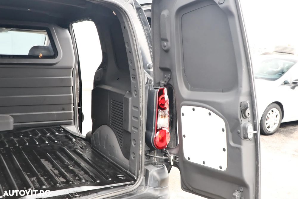 Peugeot Partner HDi 75 Esplanade - 29