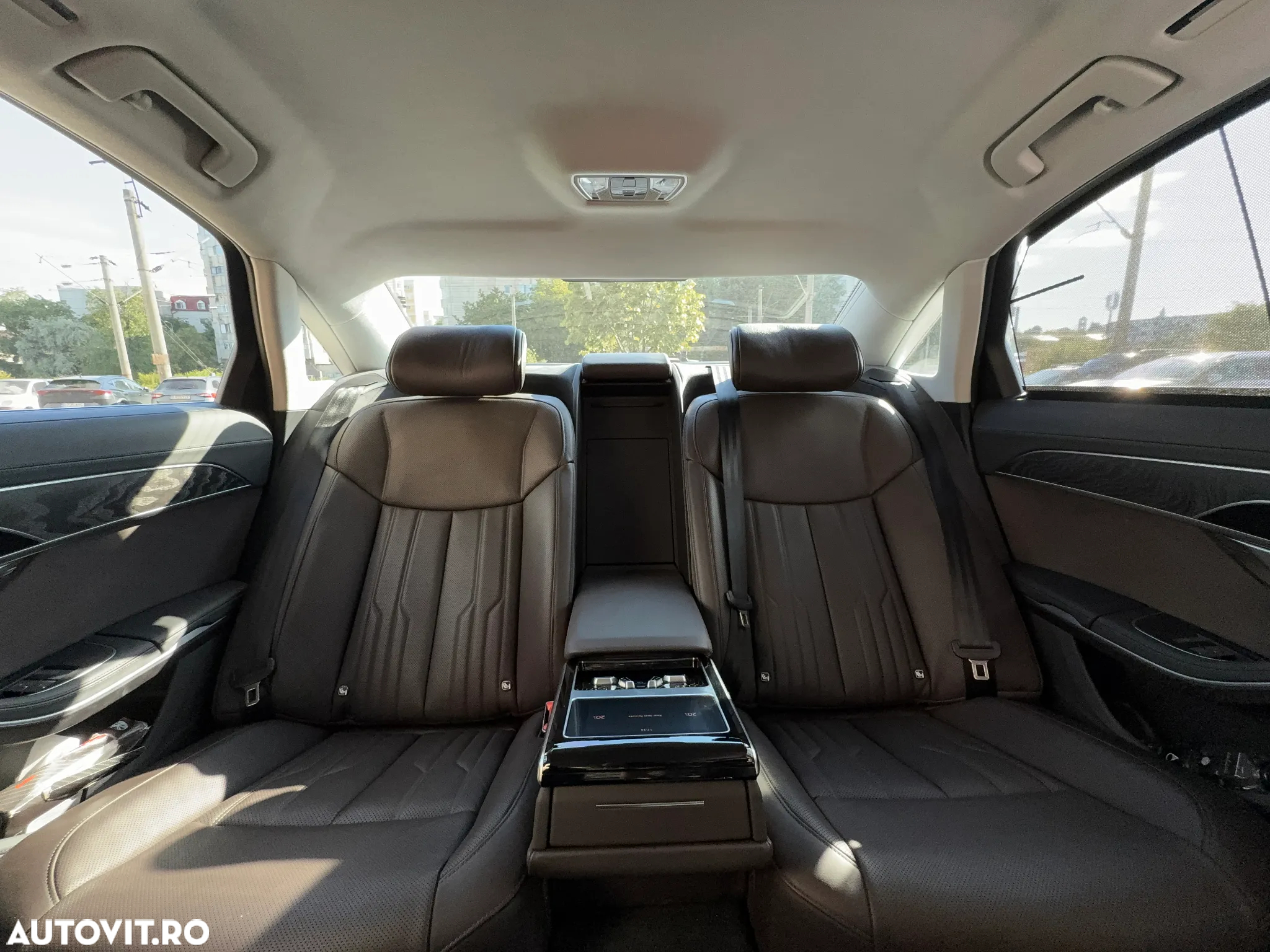 Audi A8 55 TFSI quattro Tiptronic MHEV - 26