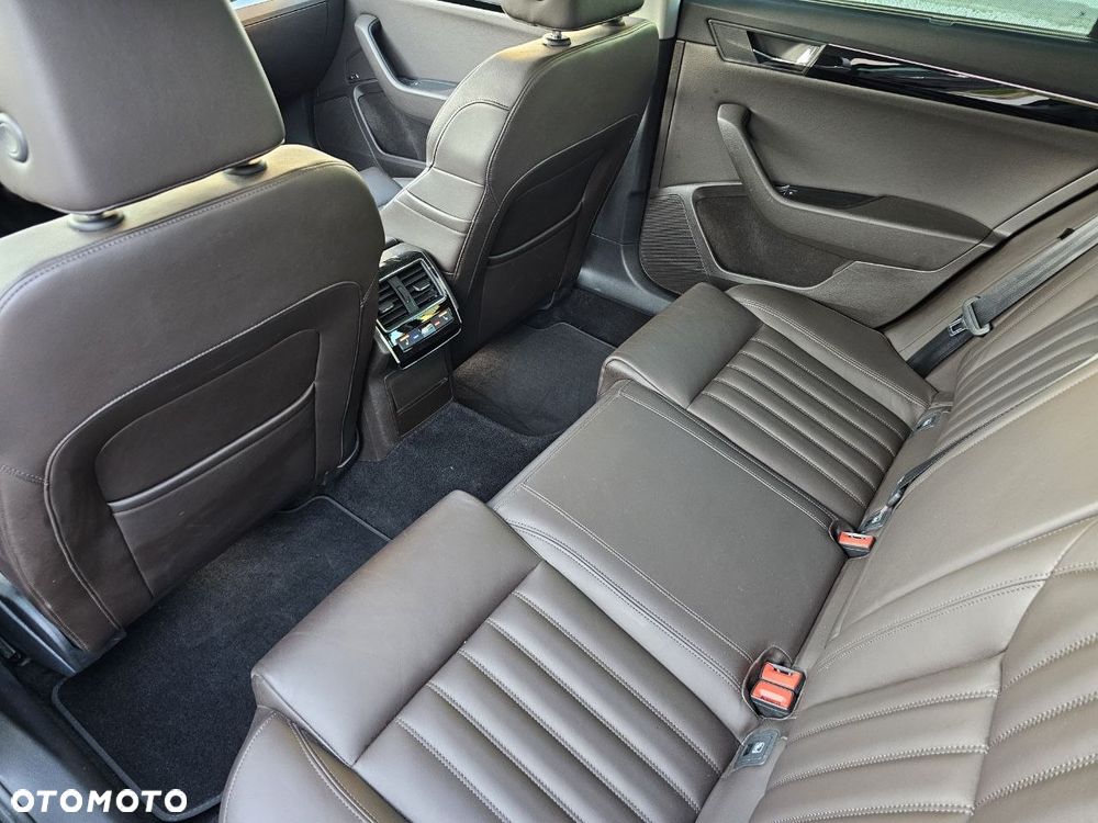 Skoda Superb 2.0 TDI 4x4 L&K DSG - 30