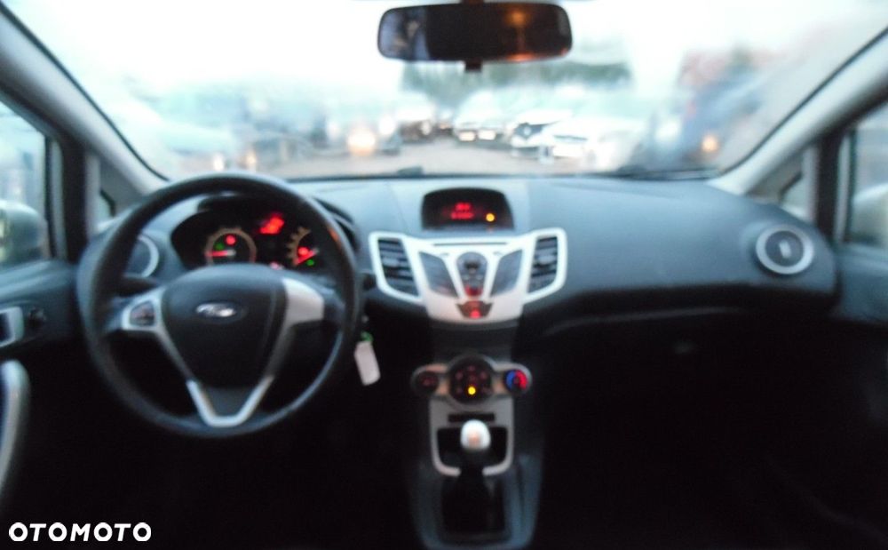 Ford Fiesta - 7