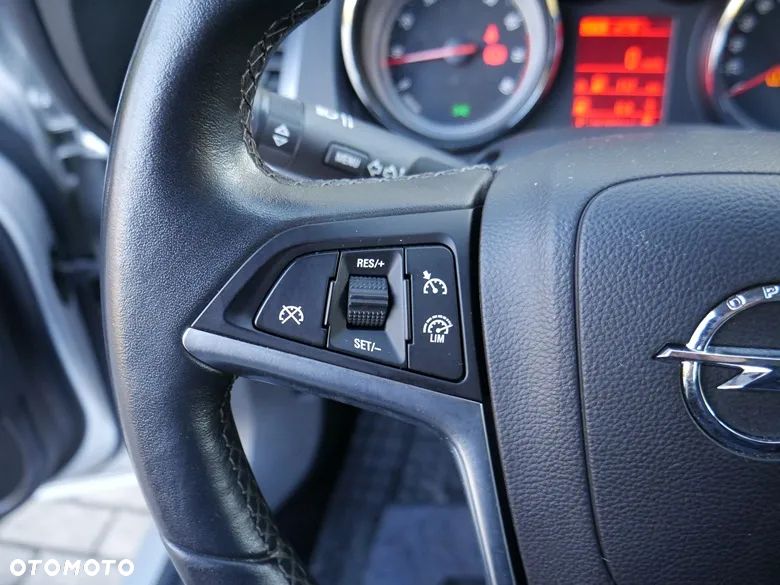 Opel Astra - 13