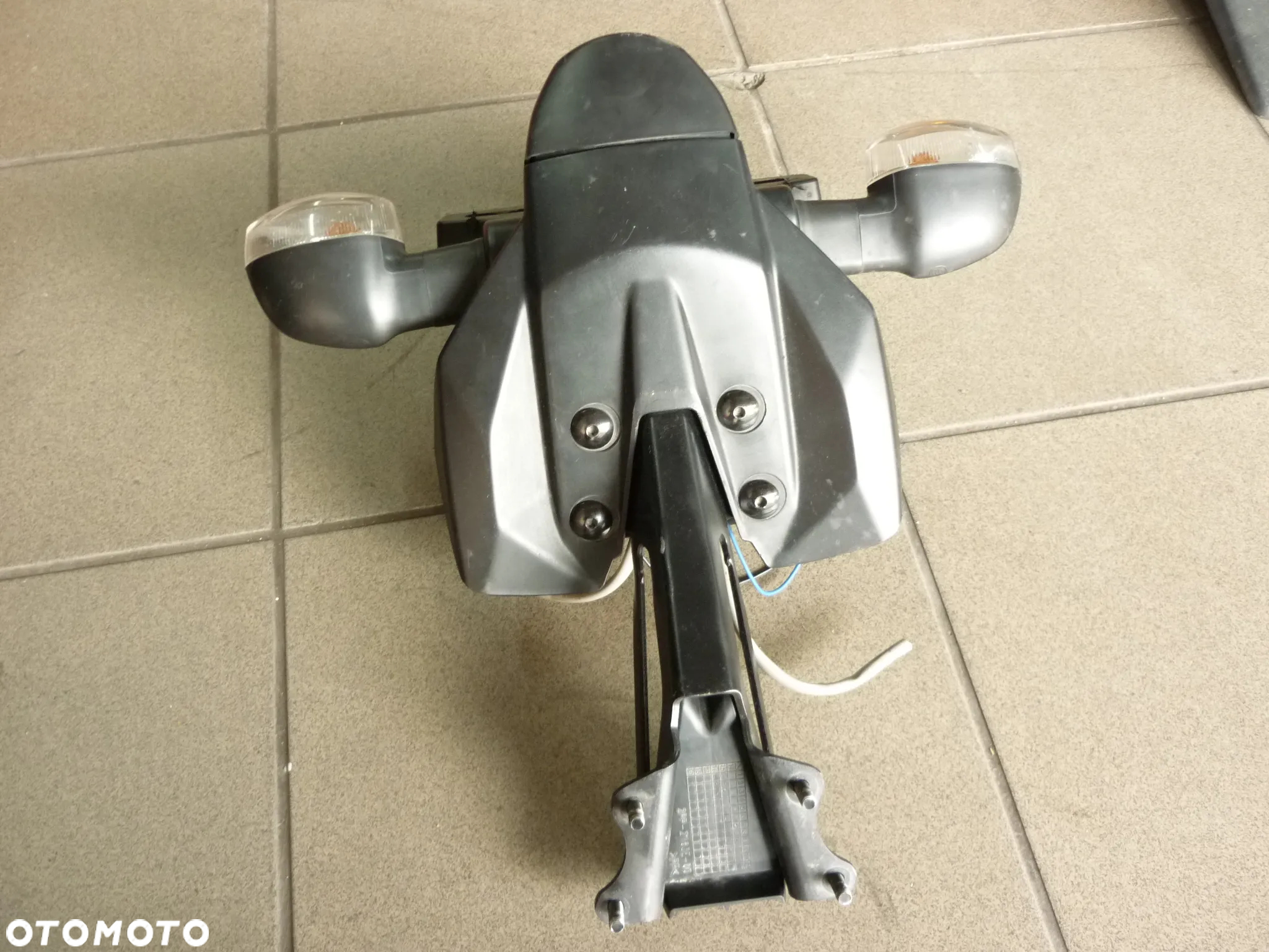 Błotnik tył kierunkowskazy mocowanie tablicy rejestracyjnej Yamaha MT 09 Tracer - 3