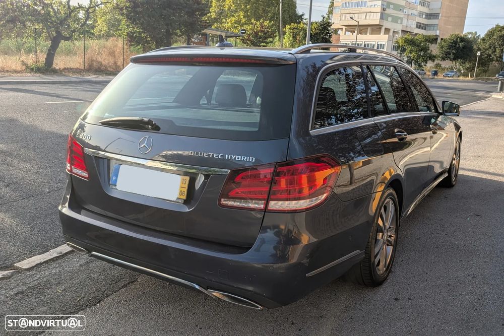 Mercedes-Benz E 300 Bluetec Hybrid Avantgarde - 11