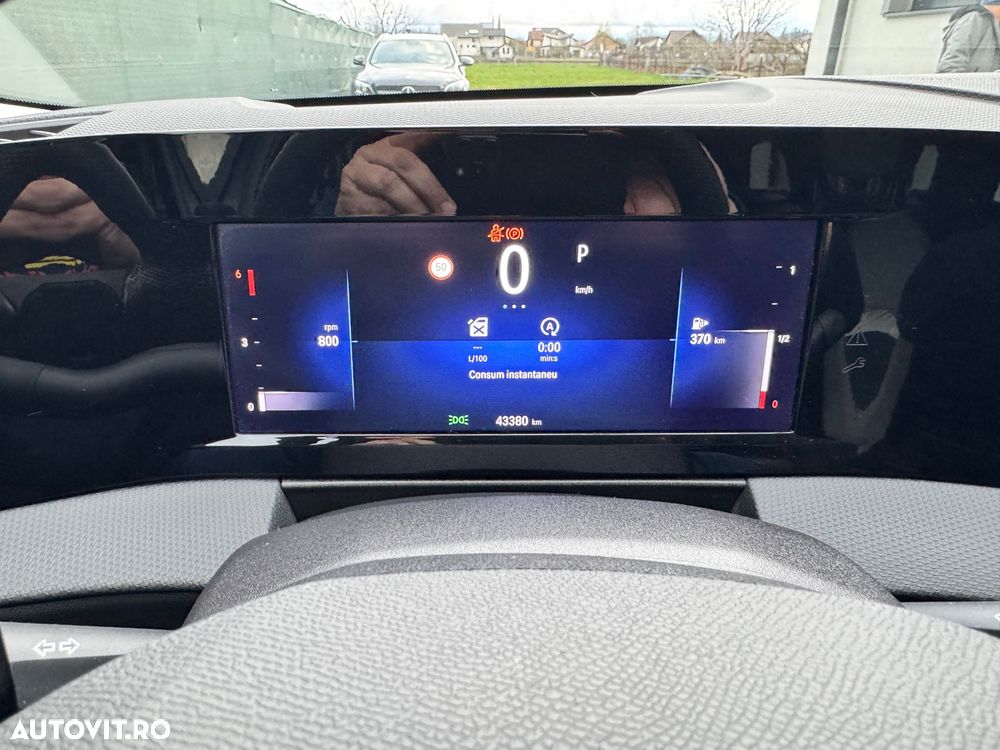 Opel Astra 1.5 D Automatik Business Elegance - 9