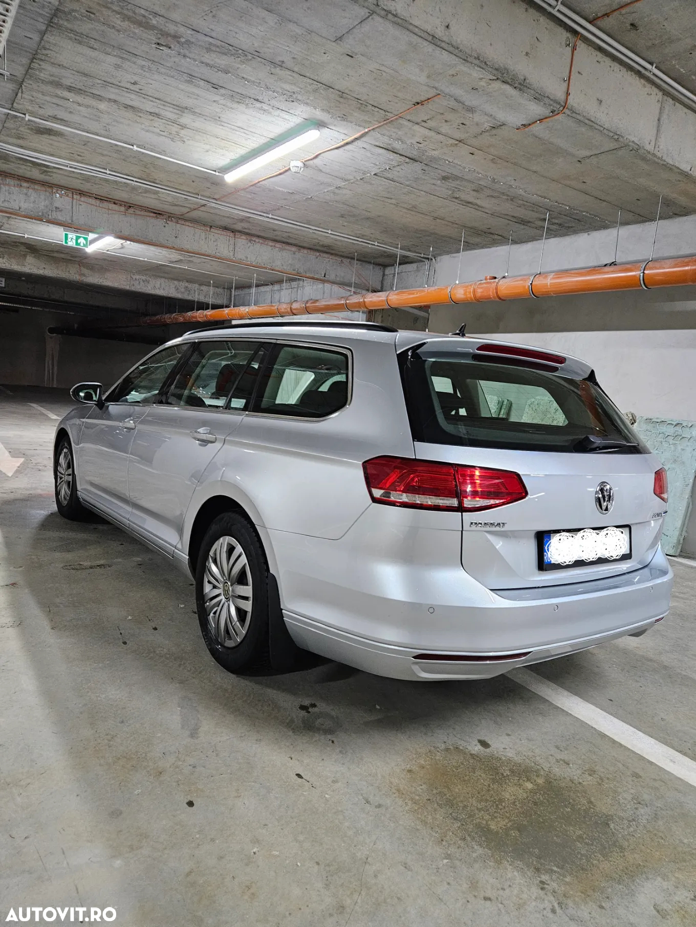 Volkswagen Passat Variant 2.0 TDI DSG Comfortline - 4