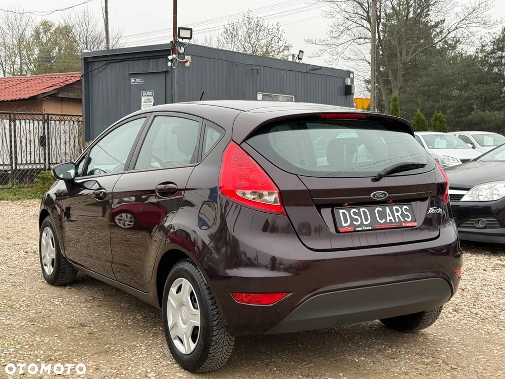Ford Fiesta 2009 photo 5