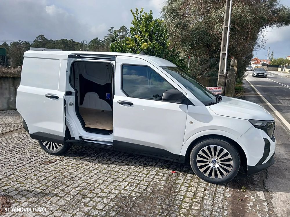 Ford Transit Courier - 5