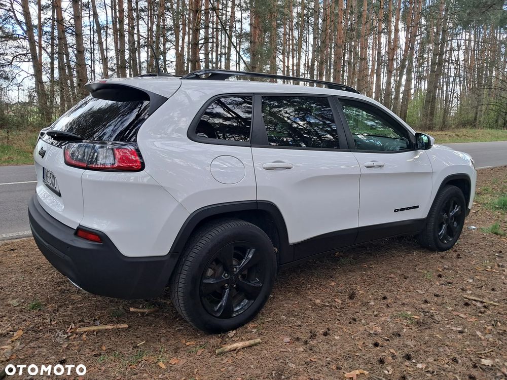 Jeep Cherokee - 11