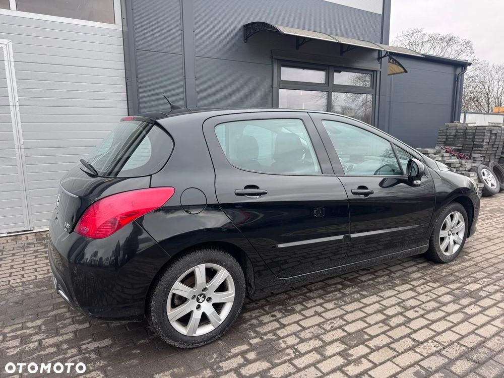 Peugeot 308 HDi FAP 110 Premium - 7