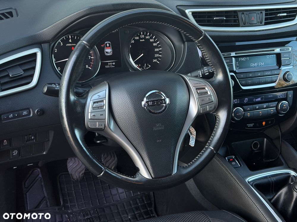 Nissan Qashqai 1.2 DIG-T N-Connecta EU6 - 19