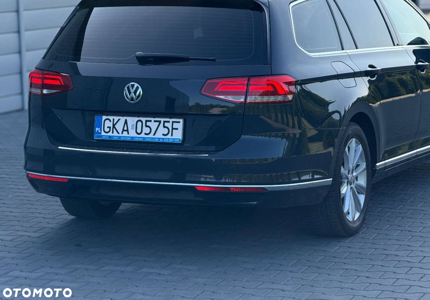 Volkswagen Passat - 10