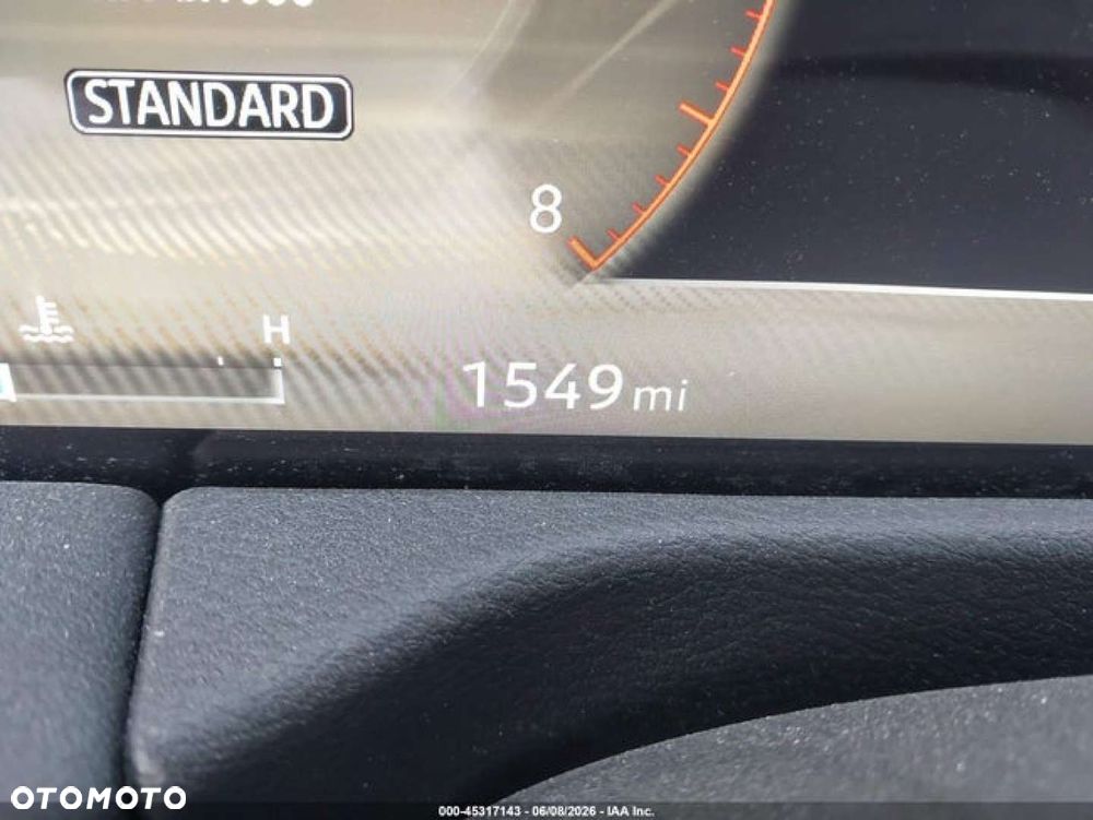 Nissan Armada - 12