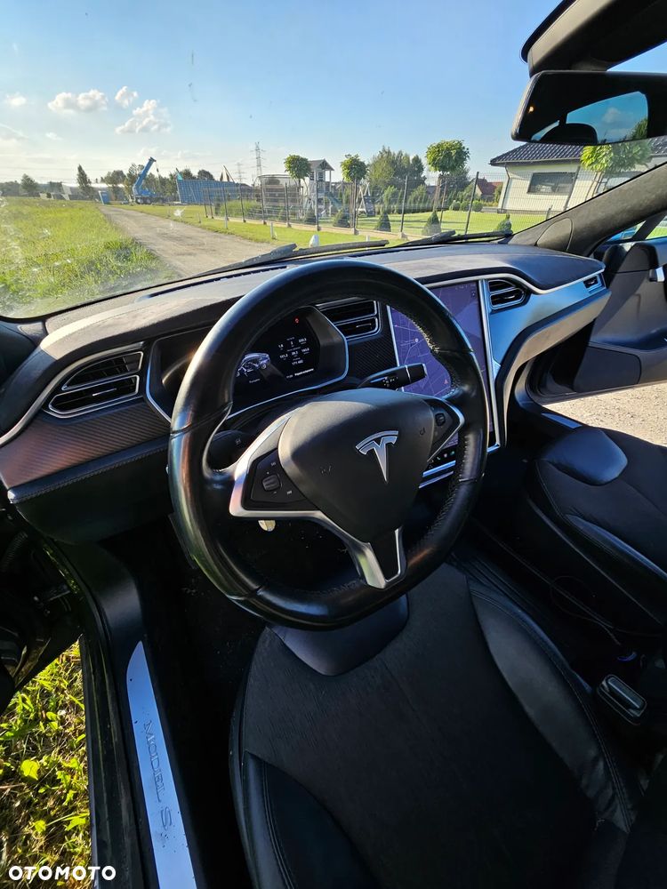 Tesla Model S Long Range Plus - 6