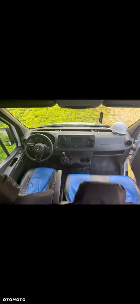 Mercedes-Benz Sprinter - 7