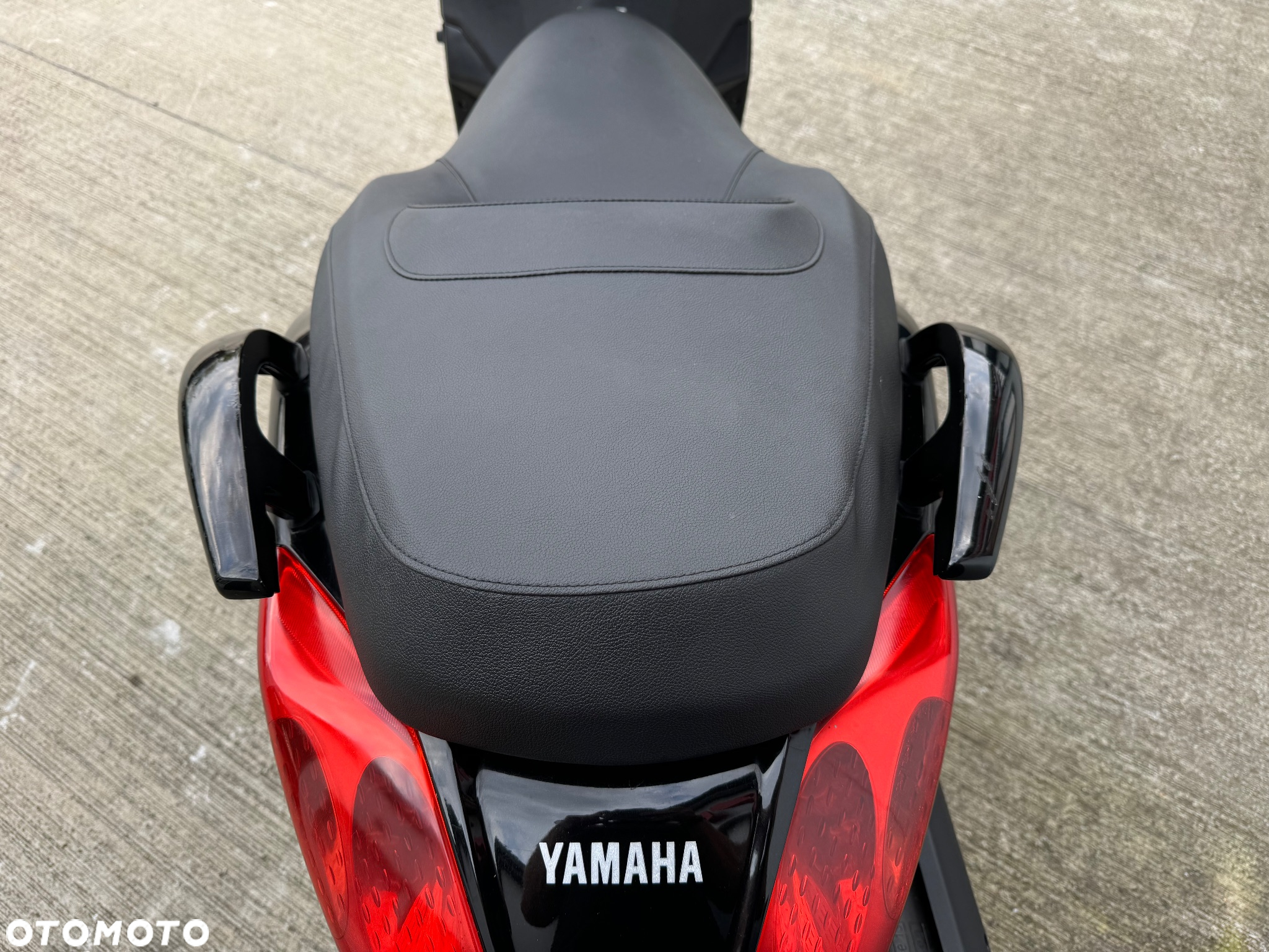 Yamaha X-max - 22