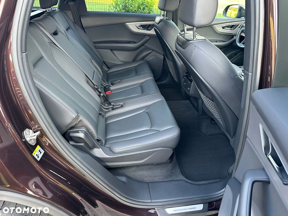 Audi Q7 - 15
