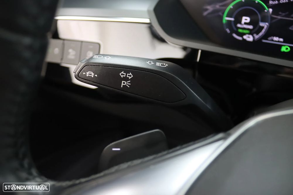 Audi e-tron 55 quattro - 13