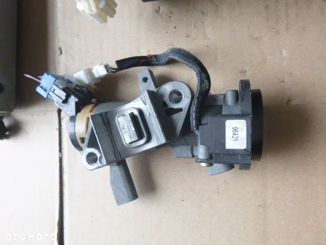 ZESTAW STARTOWY MITSUBISHI SPACE STAR 1.8 GDI MD362115 - 21