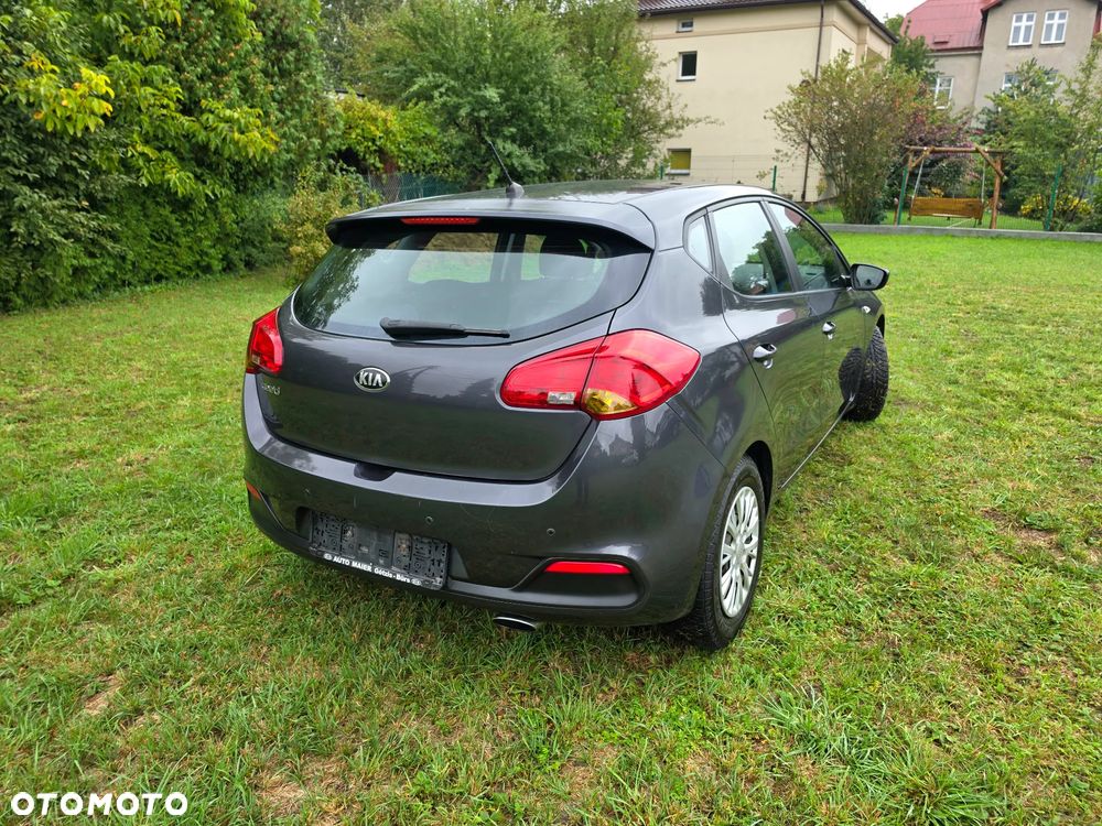 Kia Ceed 1.4 CVVT Attract - 14
