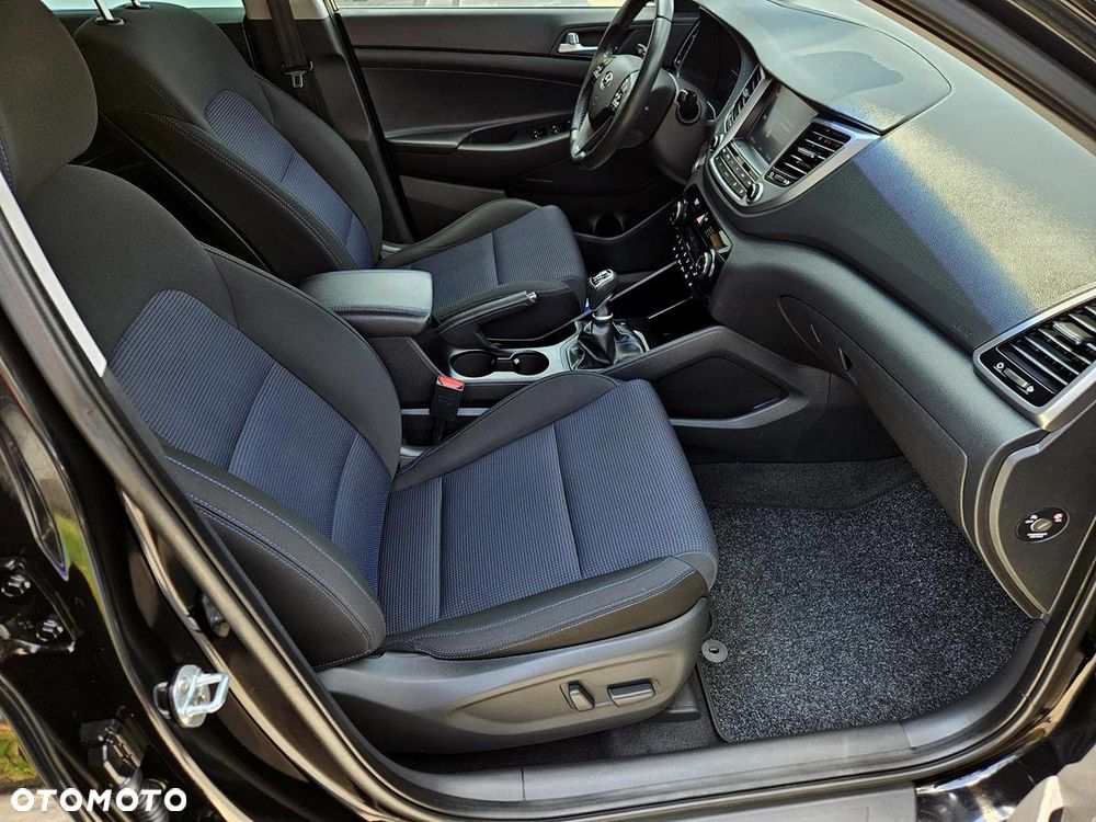 Hyundai Tucson 2.0 CRDI Premium 4WD - 27