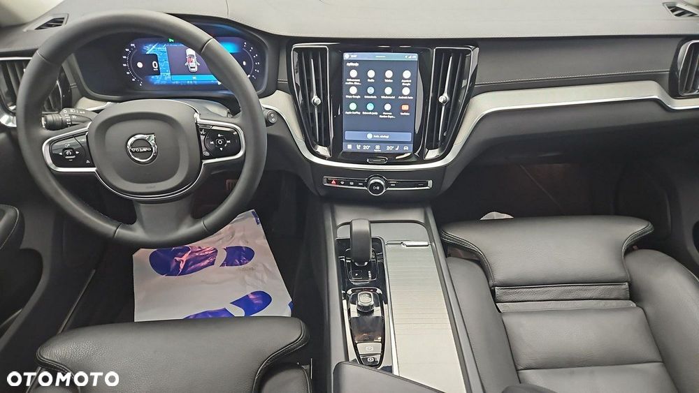 Volvo V60 Cross Country Ultimate B4 D AWD - 12