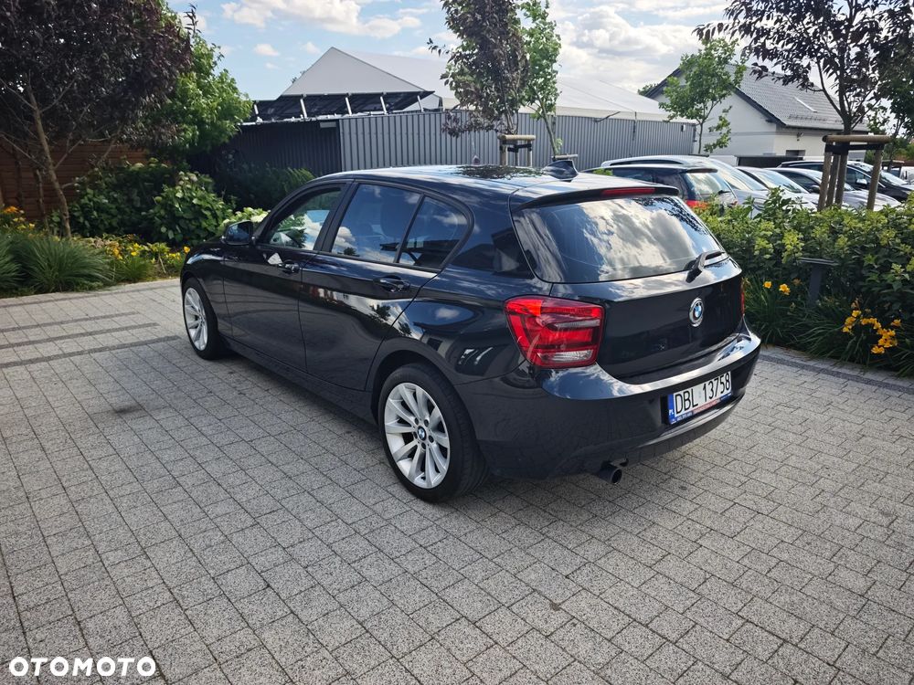 BMW Seria 1 116i - 6