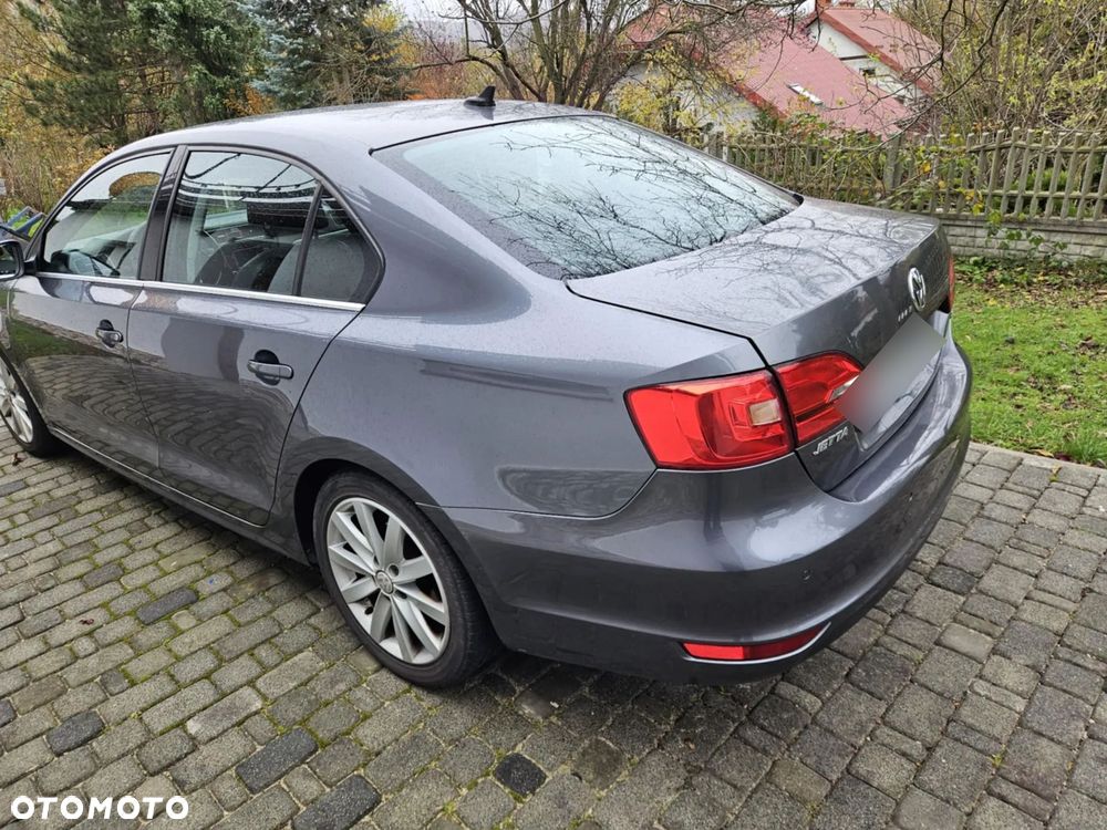 Volkswagen Jetta 1.6 TDI DPF Comfortline - 2