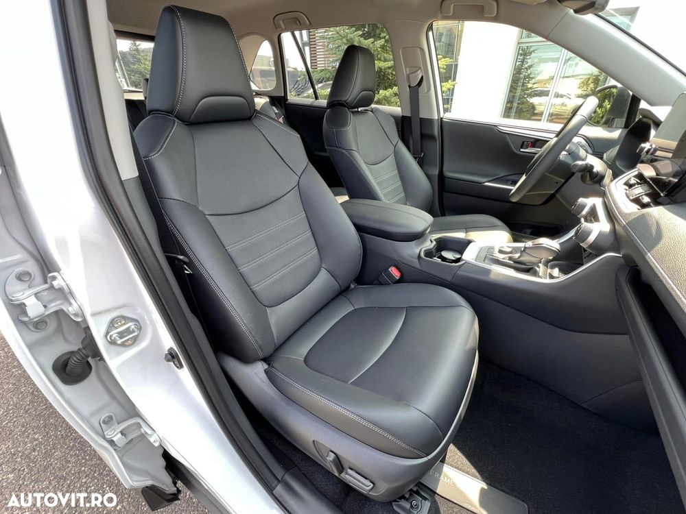 Toyota RAV4 2.5 Hybrid VVT-iE 4x4 Luxury - 12