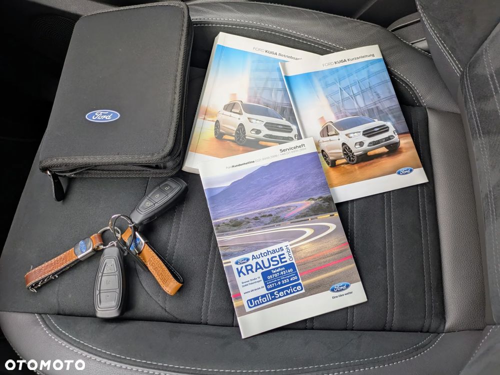 Ford Kuga 1.5 EcoBoost 2x4 ST-Line - 37