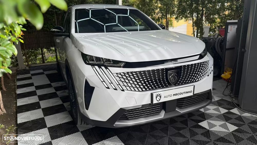 Peugeot 5008 1.2 Hybrid Allure e-DCS6 - 3